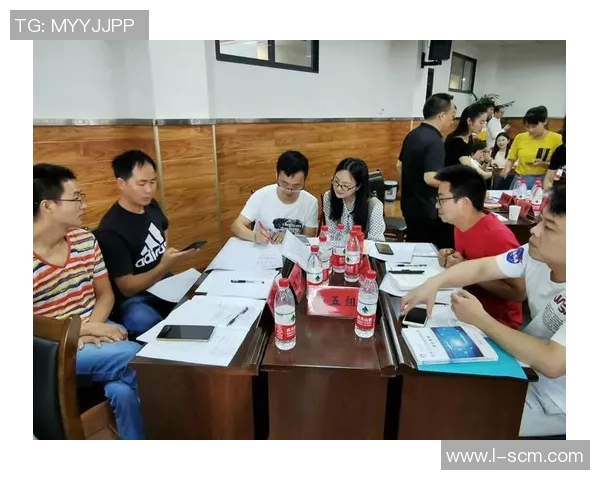 足球明星成长之路全景图解与职业生涯发展分析